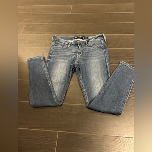 Hollister Low-Rise Jean Leggings | Medium Wash |